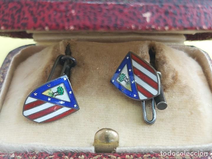 Coleccionismo deportivo: ANTIGUOS GEMELOS DEL ATLETICO DE MADRID - Foto 2