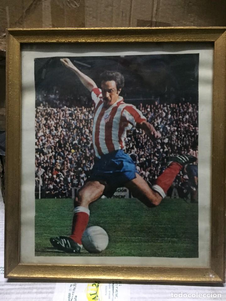 Coleccionismo deportivo: CUADRO POSTER CARTEL SALCEDO ATLETICO MADRID - Foto 1