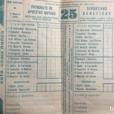 Coleccionismo deportivo: BOLETO QUINIELA JORNADA 25 DE 6 DE MARZO 1960 SIN SELLAR NI RELLENAR. Lote 289910548