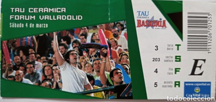 Coleccionismo deportivo: ENTRADA BASKONIA VS F&Oacute;RUM VALLADOLID - Foto 1