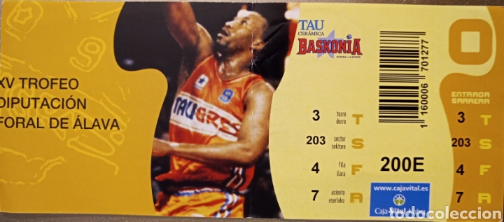 Coleccionismo deportivo: ENTRADA BASKONIA TROFEO DIPUTACI&Oacute;N - Foto 1