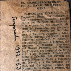 Coleccionismo deportivo: HOJA CON RECORTES PRENSA FÚTBOL , EL MADRILEÑO FERNANDO AL NAVAL DE CARTAGENA , TEMPORADA 1.952 - 53