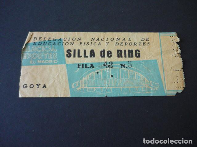 Coleccionismo deportivo: MADRID ENTRADA PALACIO DE LOS DEPORTES BOXEO SILLA DE RING - Foto 1