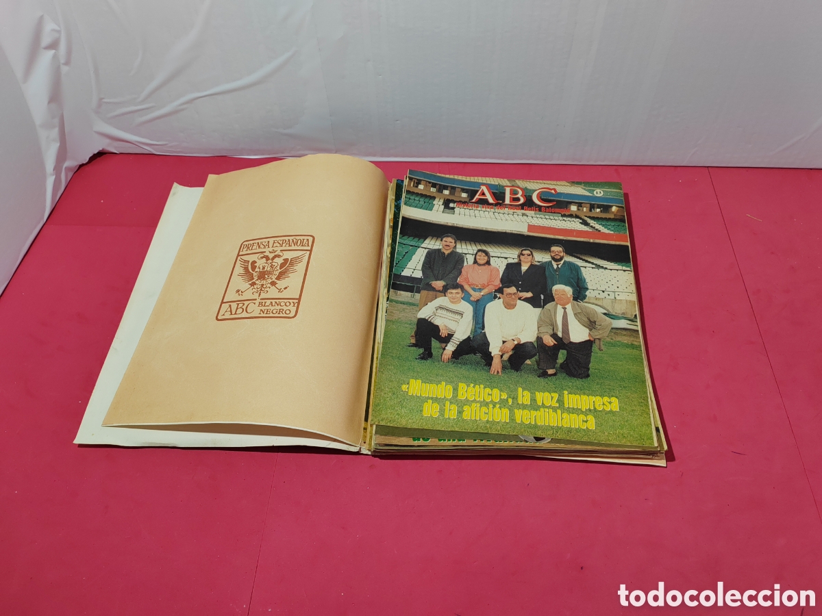 Coleccionismo deportivo: Historia viva del real Betis Balompi&eacute;. - Foto 1