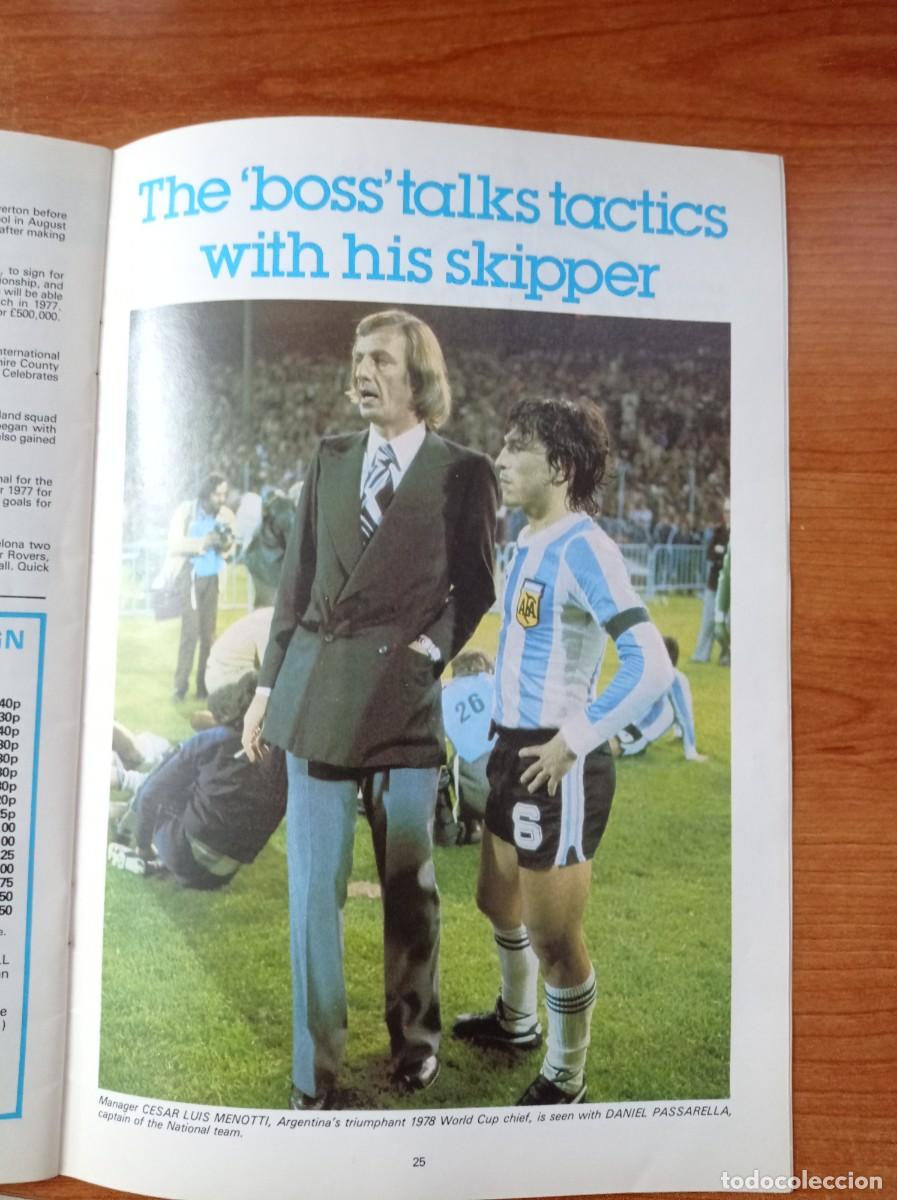 Coleccionismo deportivo: Programa y entrada Inglaterra/ Argentina 1980/ 13 Mayo Diego Maradona - Foto 11