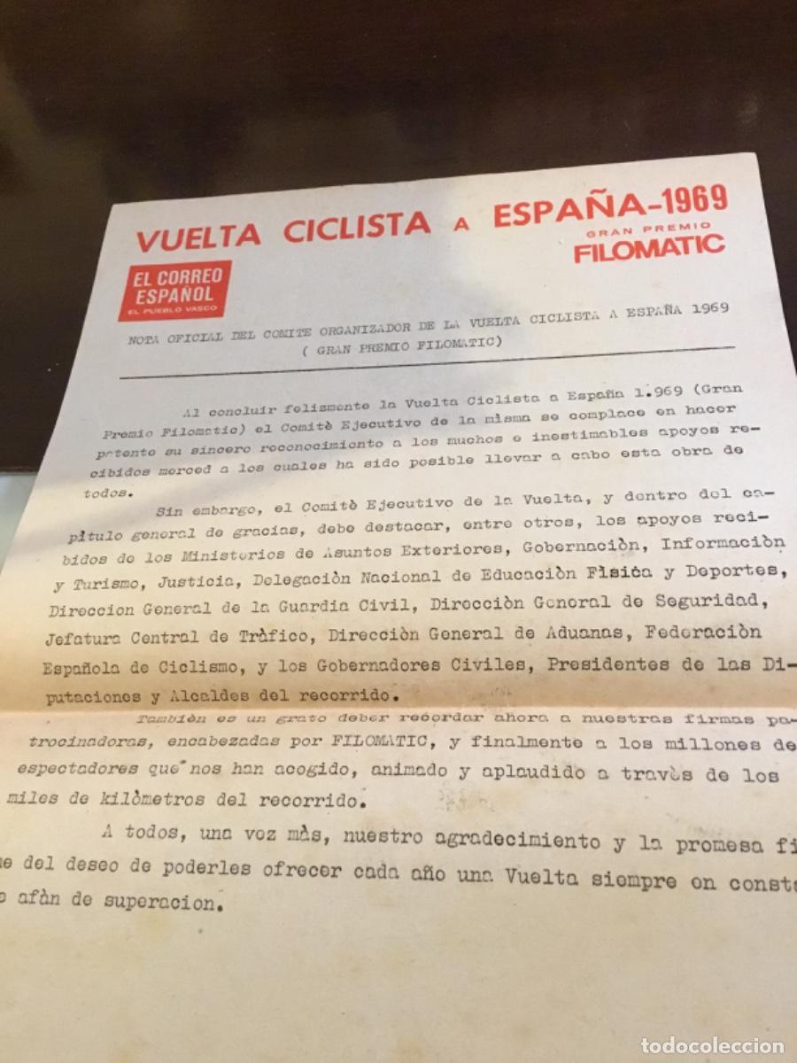 Coleccionismo deportivo: Antiguo, documento vuelta ciclista Espa&ntilde;a en 1969 - Foto 2