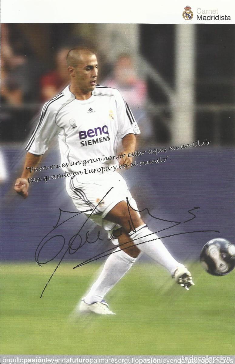 Coleccionismo deportivo: Fabio Cannavaro. Real Madrid. Carnet Madridista. En papel. 2006. Firma impresa. 24x15,5 cm.
