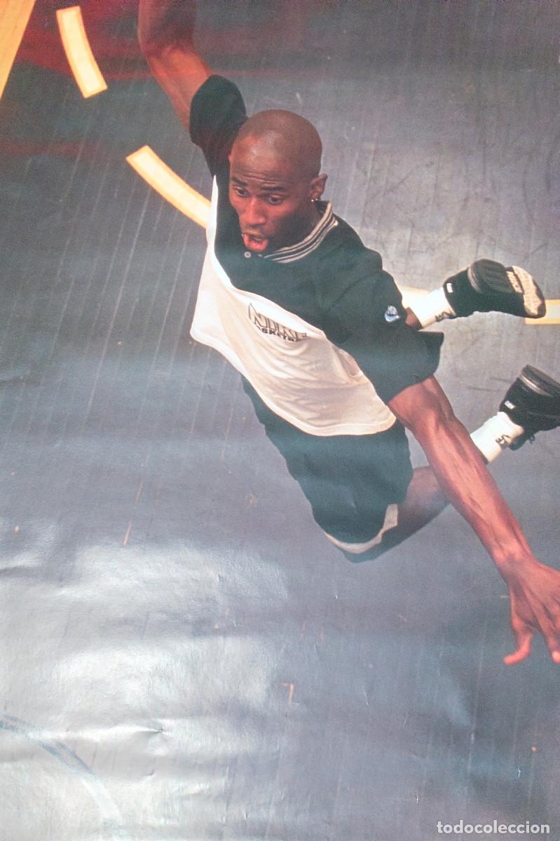 Coleccionismo deportivo: P&oacute;ster Nike 60x90 - Foto 2