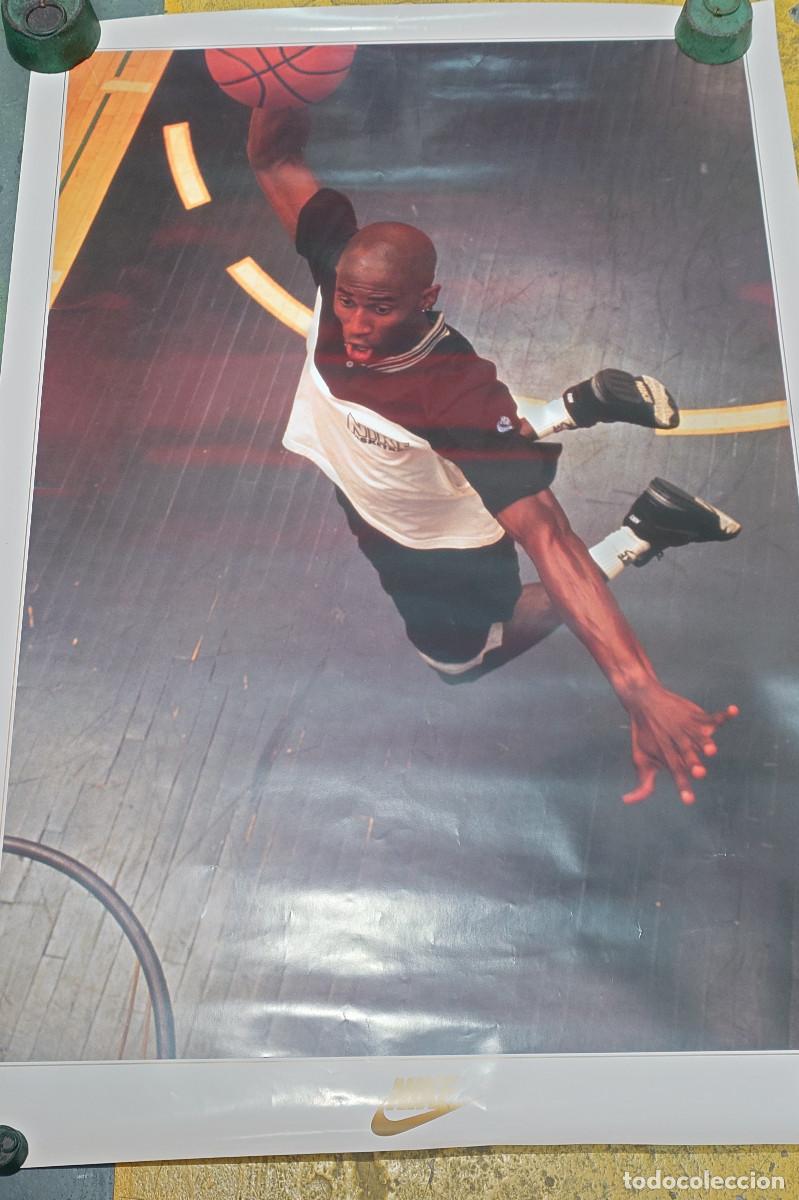 Coleccionismo deportivo: P&oacute;ster Nike 60x90 - Foto 5