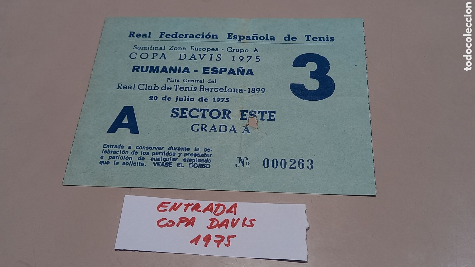 Coleccionismo deportivo: Entrada Copa Davis 1975. Barcelona. Rumania-Espa&ntilde;a