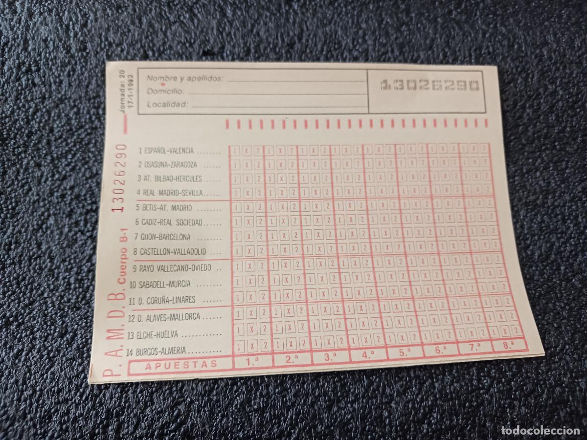Coleccionismo deportivo: triptico hojita de quiniela 1982, sin escribir - Foto 1