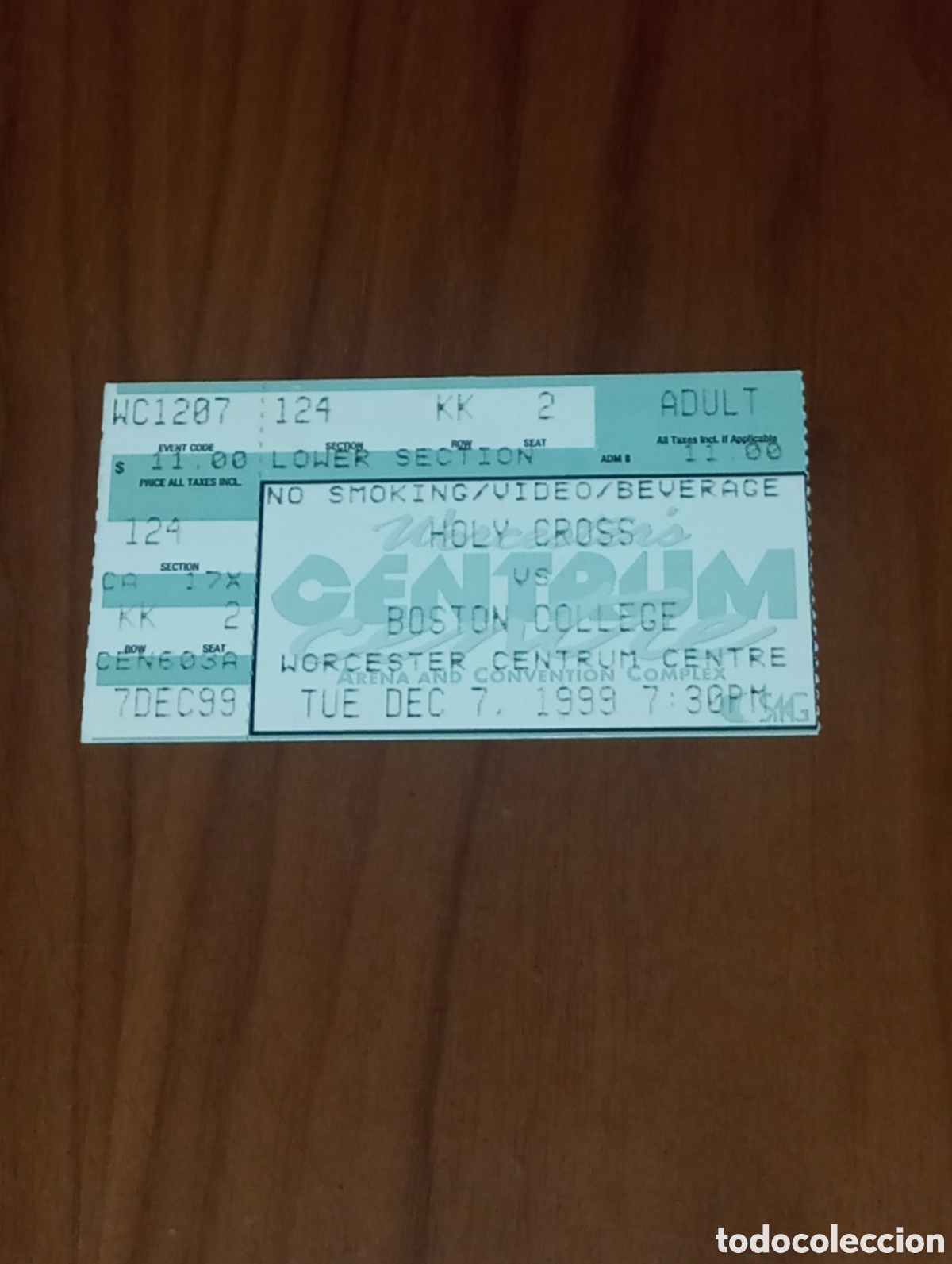 Coleccionismo deportivo: ENTRADA NCAA BASKETBALL HOLY CROSS VS BOSTON COLLEGE 1999