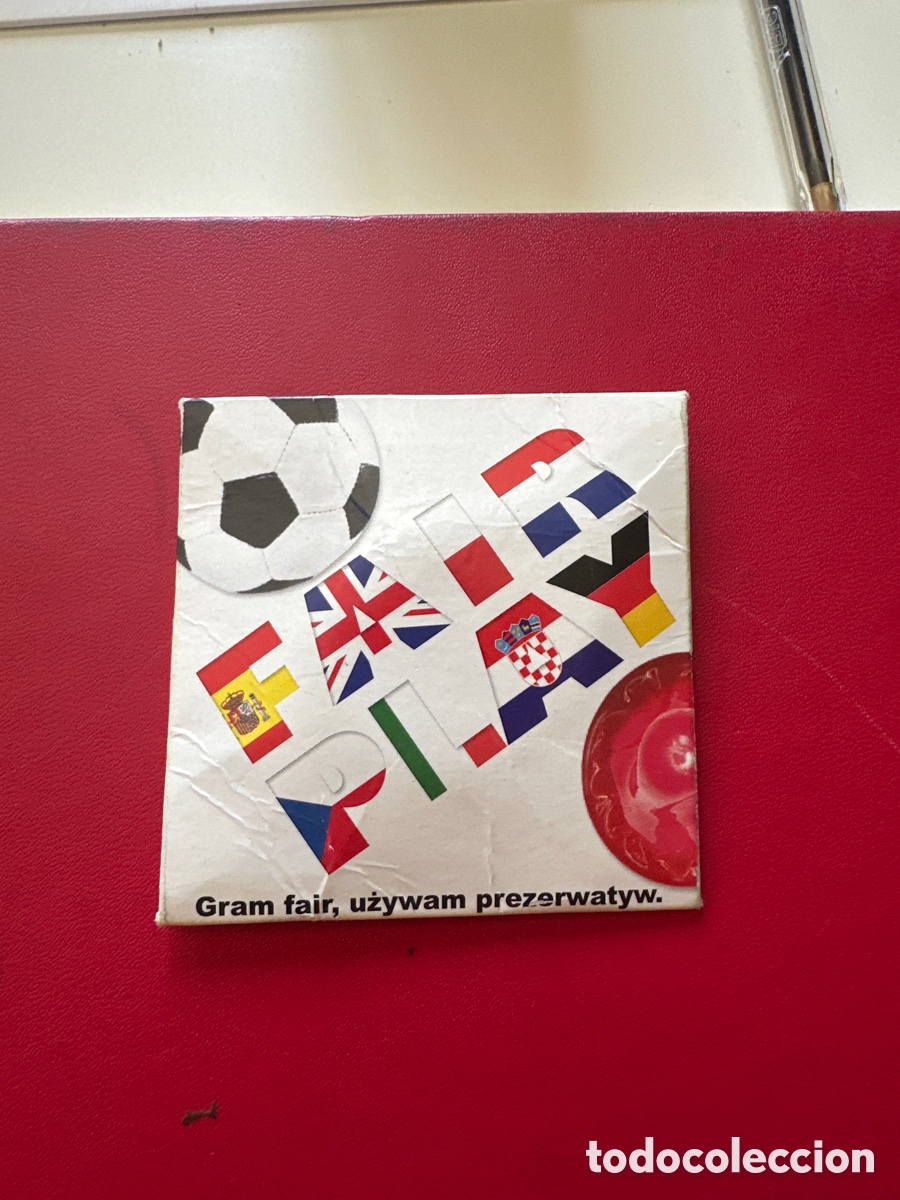 Coleccionismo deportivo: Empaque de preservativos entregados en la Europa de 2016, partido Espa&ntilde;a Irlanda