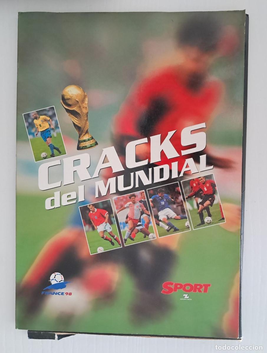 Coleccionismo deportivo: Carpeta + 30 L&aacute;minas Cracks Mundial Francia 98 - Completa - Diario Sport
