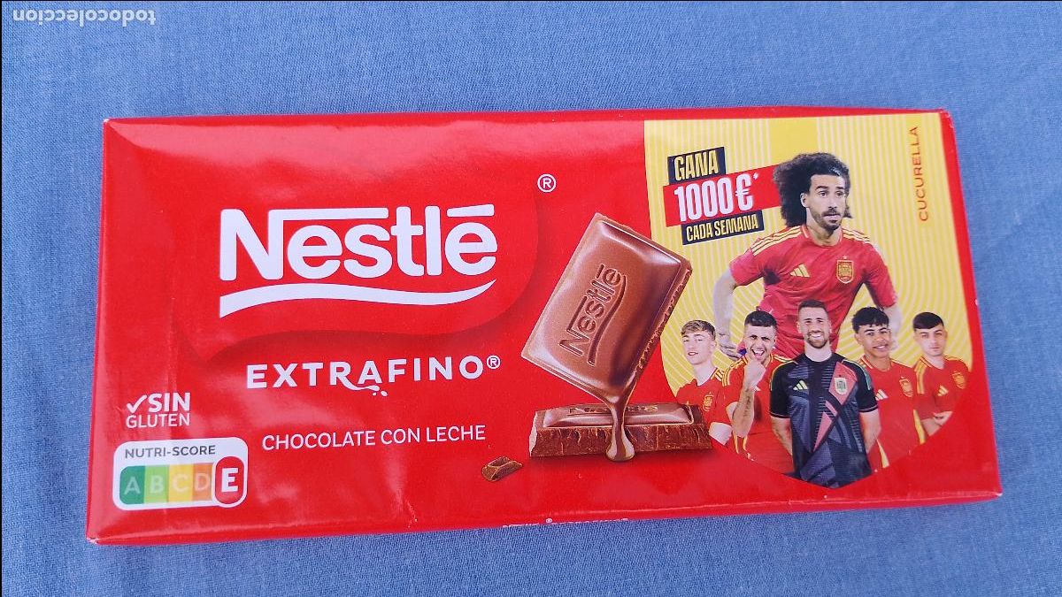 Coleccionismo deportivo: Envoltorio chocolate Nestle coleccionable mundial de f&uacute;tbol 2026 jugador Cucurella