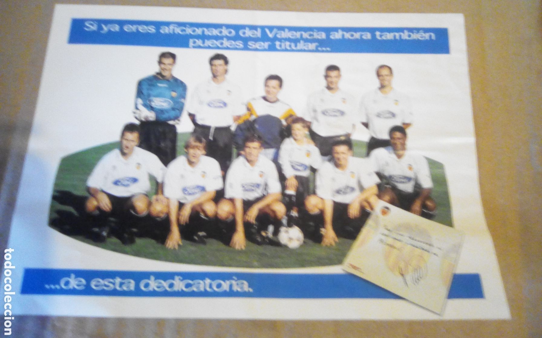 Coleccionismo deportivo: Folleto Valencia C. F., promoci&oacute;n dedicatorias de los jugadores por compra material deportivo. 1996.