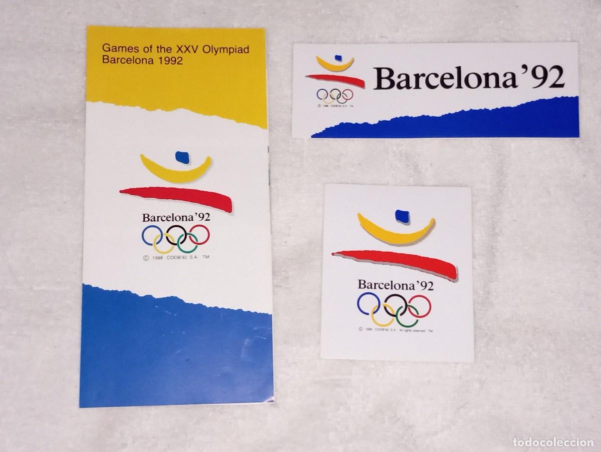 Coleccionismo deportivo: ANTIGUO LOTE DE PROGRAMA CALENDARIO JUEGOS OLIMPICOS DE BARCELONA 92 y PEGATINAS 1992 COBI