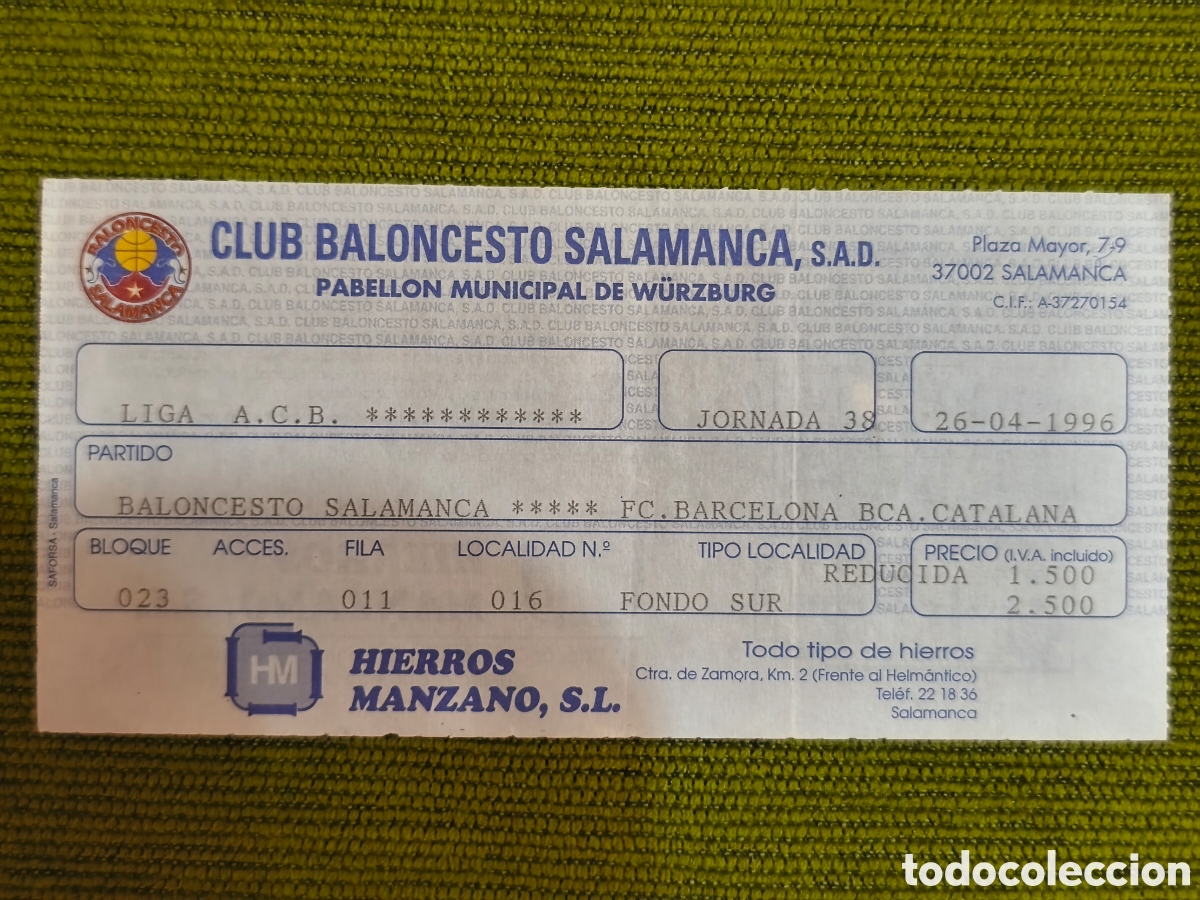 Coleccionismo deportivo: ENTRADA BALONCESTO LIGA ACB A&Ntilde;O 1996. CLUB BALONCESTO SALAMANCA - FC BARCELONA BANCA CATALANA.