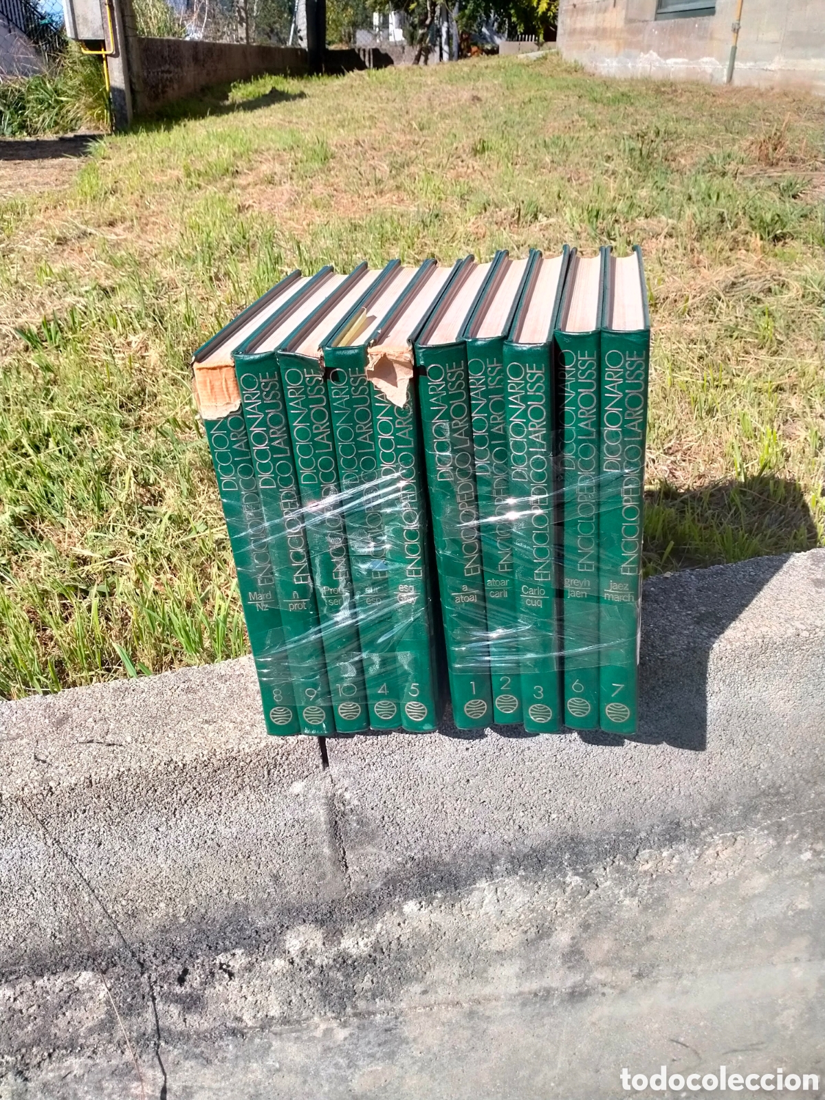 Enciclopedias antiguas: Enciclopedia larousse - Foto 1