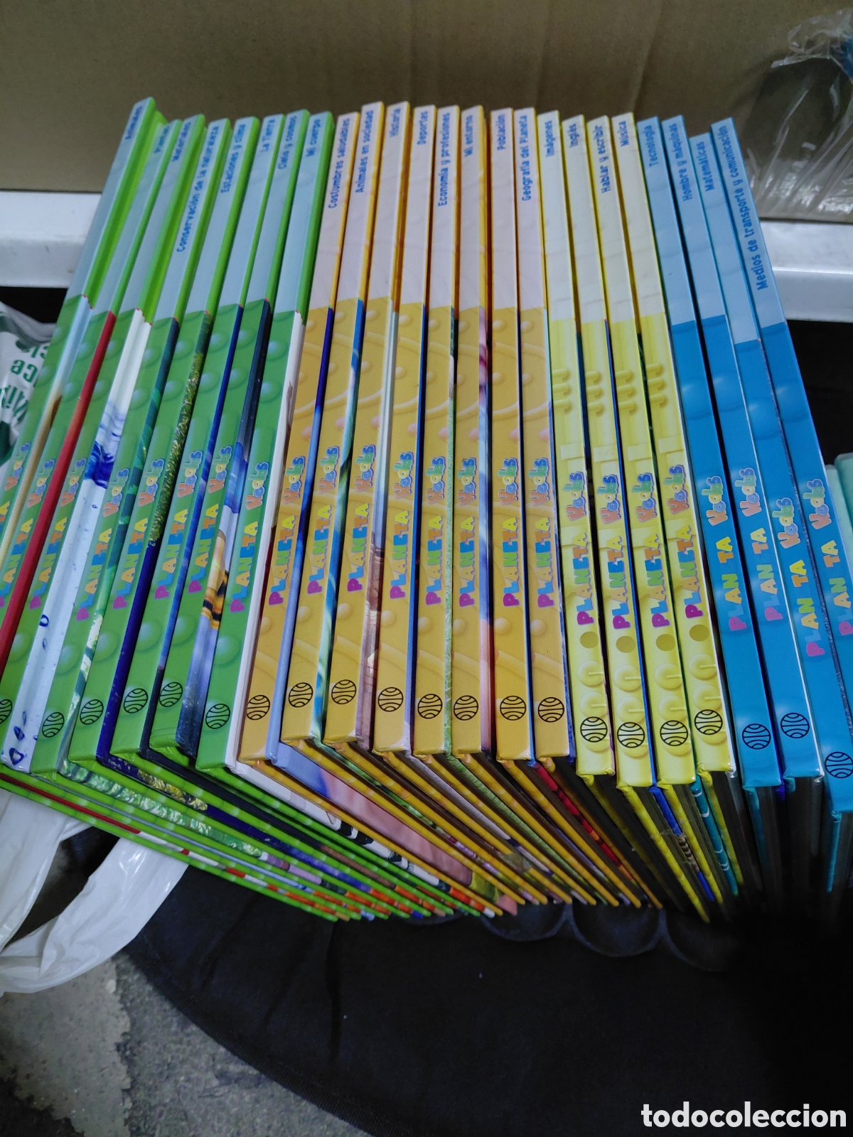 Enciclopedias: Enciclopedia hoobs y dvds completa - Foto 2