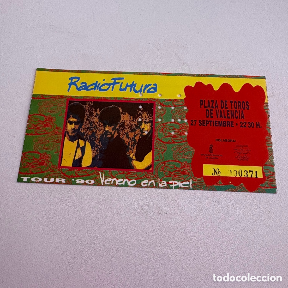 Entradas antiguas de conciertos: Entrada Radio Futura plaza de toros valencia 27 septiembre 1990