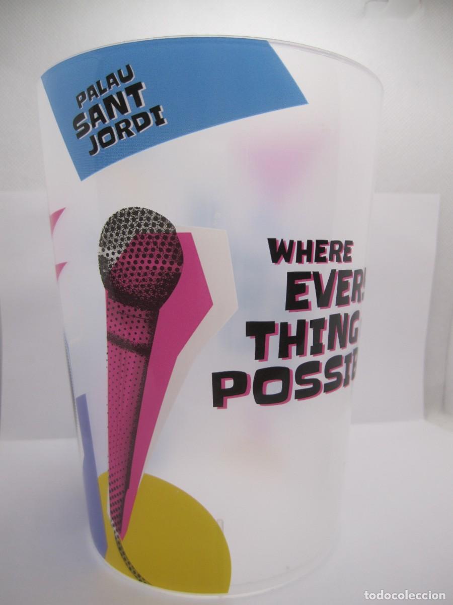 Entradas antiguas de conciertos: vaso plastico reciclable barcelona palau sant jordi where every thing is possible