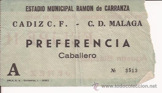 Coleccionismo deportivo: ENTRADA PARA EL PARTIDO C&Aacute;DIZ - M&Aacute;LAGA, CON PUBLICIDAD DE CO&Ntilde;AC FELIPE II