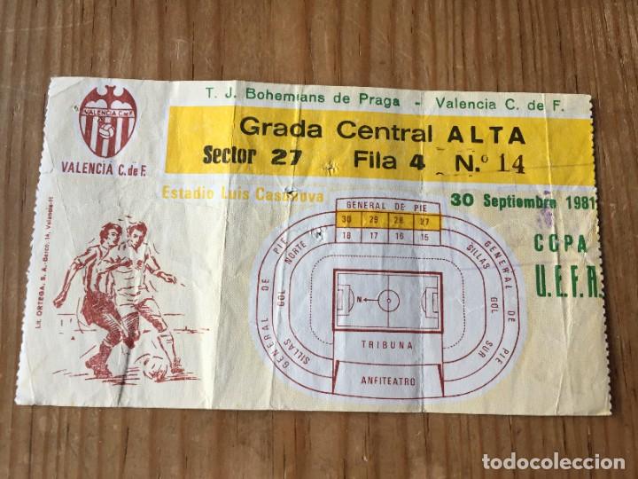 Coleccionismo deportivo: R12895 ENTRADA TICKET FUTBOL VALENCIA BOHEMIAS DE PRAGA COPA UEFA 1981 1982