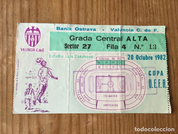 Coleccionismo deportivo: R12897 ENTRADA TICKET FUTBOL VALENCIA BANIK OSTRAVA COPA UEFA 1982 1983