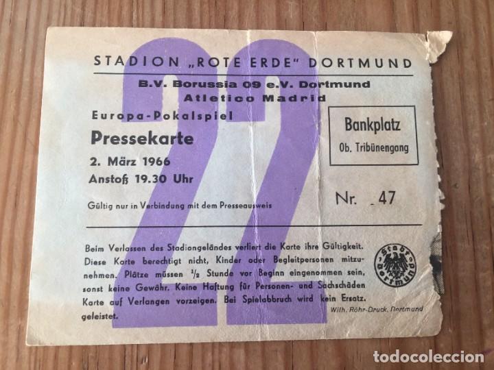 Collectionnisme sportif: R13116 ENTRADA TICKET FUTBOL BORUSSIA DORTMUND ATLETICO MADRID RECOPA 1965 1966