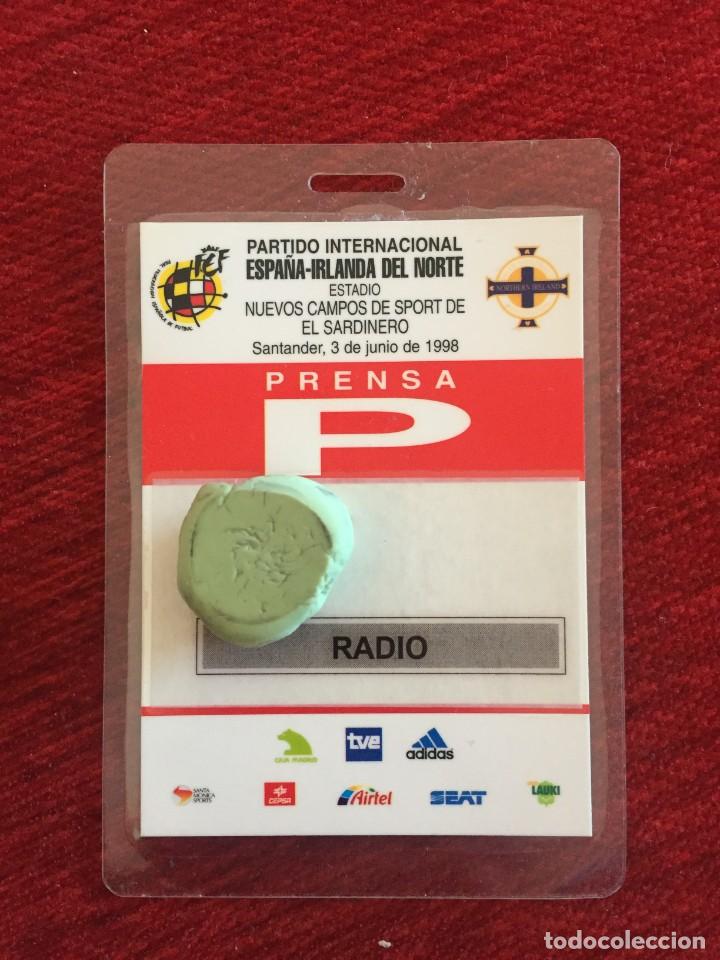 Coleccionismo deportivo: R17142 ENTRADA TICKET ACREDITACION FUTBOL ESPA&Ntilde;A 4-1 REPUBLICA DE IRLANDA (3-6-1998) DEBUT CELADES
