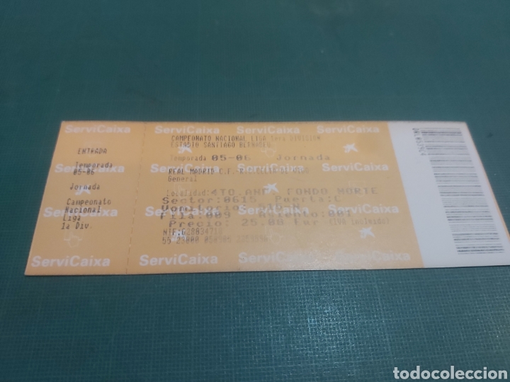 Sports collectibles: ENTRADA FUTBOL SANTIAGO BERNAB&Eacute;U LIGA 85/86 REAL MADRID ..CF CELTA VIGO