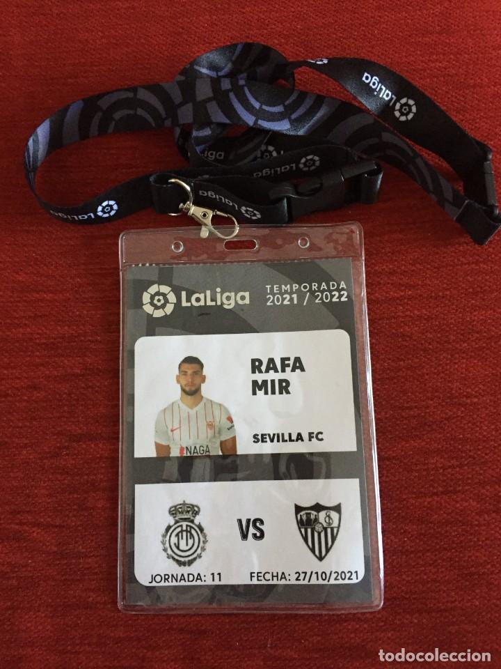 Coleccionismo deportivo: R18738 ENTRADA TICKET ACREDITACION REAL MALLORCA 1-1 SEVILLA (27-10-2021) RAFA MIR