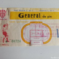 Coleccionismo deportivo: ENTRADA TICKET FÚTBOL VALENCIA REAL MADRID 81 82