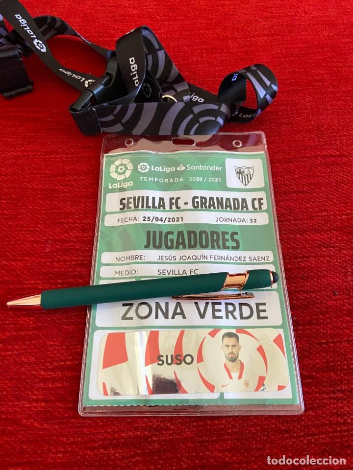 Coleccionismo deportivo: R19886 ENTRADA ACREDITACION SEVILLA GRANADA LIGA TEMPORADA 2020 2021 SUSO JESUS FERNANDEZ CON FOTO