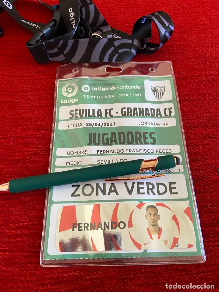 Coleccionismo deportivo: R19887 ENTRADA ACREDITACION SEVILLA 2-1 GRANADA LIGA 2020 2021 FERNANDO FRANCISCO REGES CON FOTO