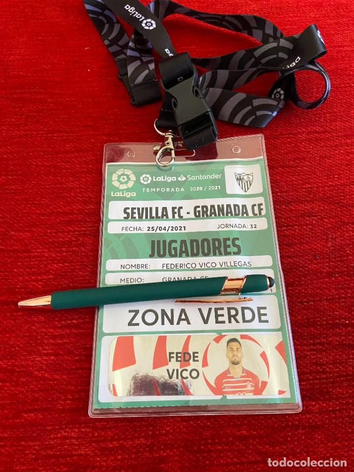 Coleccionismo deportivo: R19908 ENTRADA ACREDITACION SEVILLA GRANADA LIGA TEMPORADA 2020 2021 FEDE VICO VILLEGAS CON FOTO