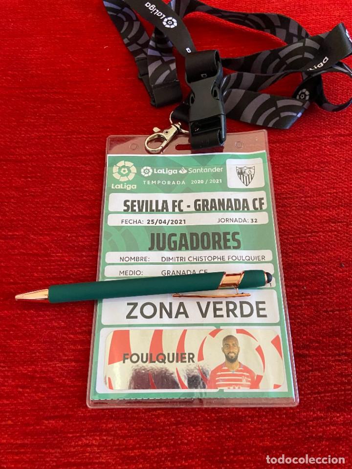 Coleccionismo deportivo: R19910 ENTRADA ACREDITACION SEVILLA GRANADA LIGA TEMPORADA 2020 2021 DIMITRI FOULQUIER CON FOTO