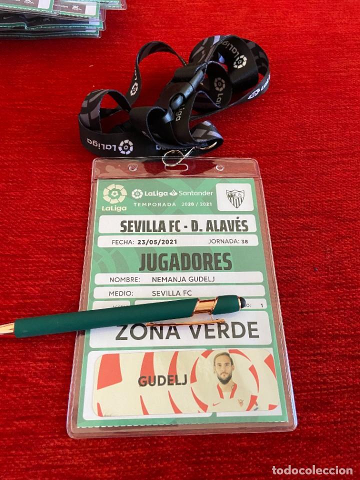 Sports collectibles: R19954 ENTRADA ACREDITACION SEVILLA ALAVES LIGA TEMPORADA 2020 2021 NEMANJA GUDELJ CON FOTO