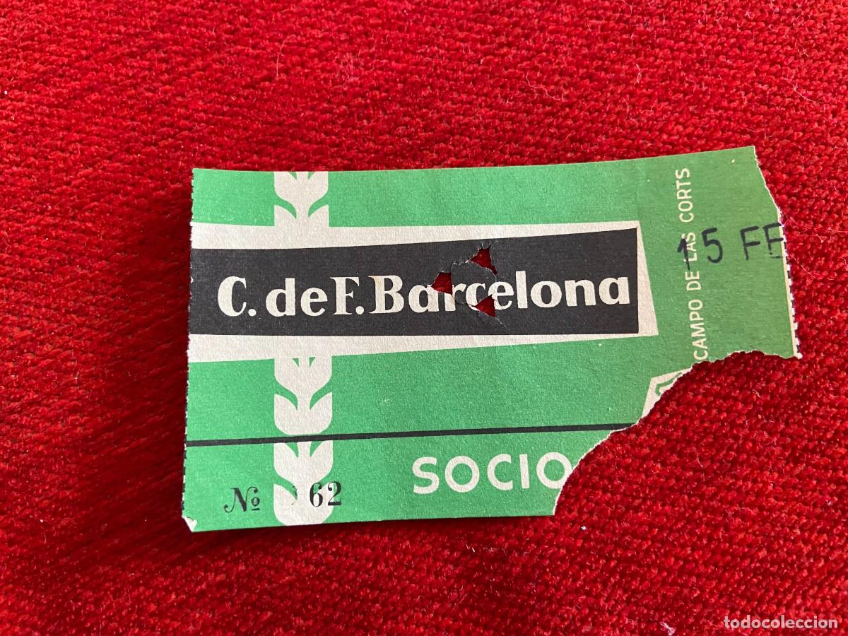 Sports collectibles: R21124 ENTRADA TICKET FUTBOL BARCELONA SOCIO (15 FEBRERO) VERDE