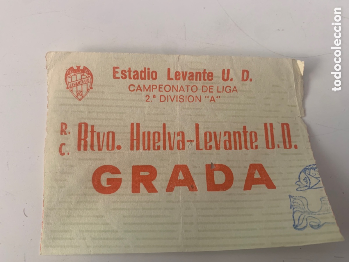 Coleccionismo deportivo: Entrada 17 mayo 1981 levante ud recreativo de huelva