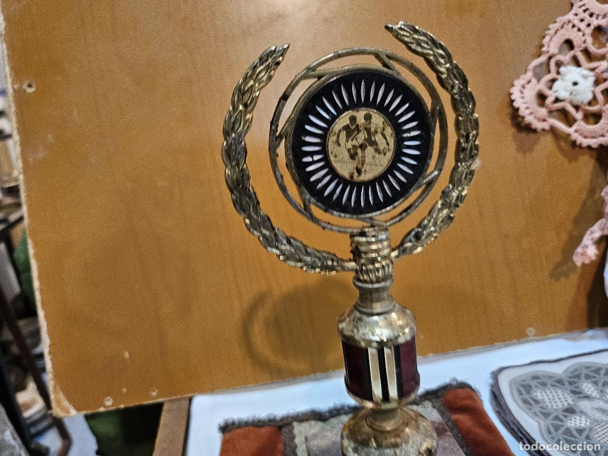 Coleccionismo deportivo: trofeo - Foto 4