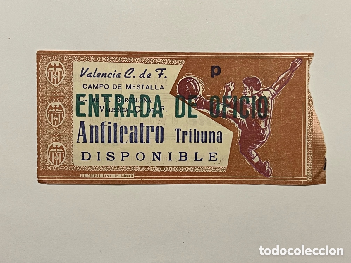 Sports collectibles: VALENCIA C. de F. Campo de Mestalla.Anfiteatro Tribuna. C de F Barcelona - Valencia C de F (h.1960?)