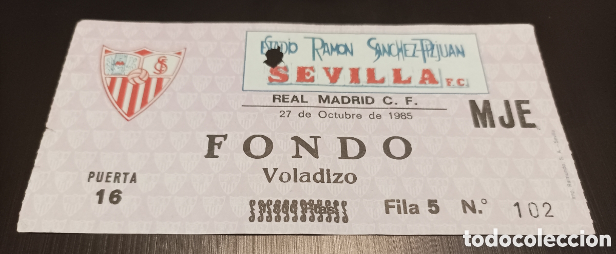 Sports collectibles: ENTRADA FUTBOL SEVILLA REAL MADRID 1985