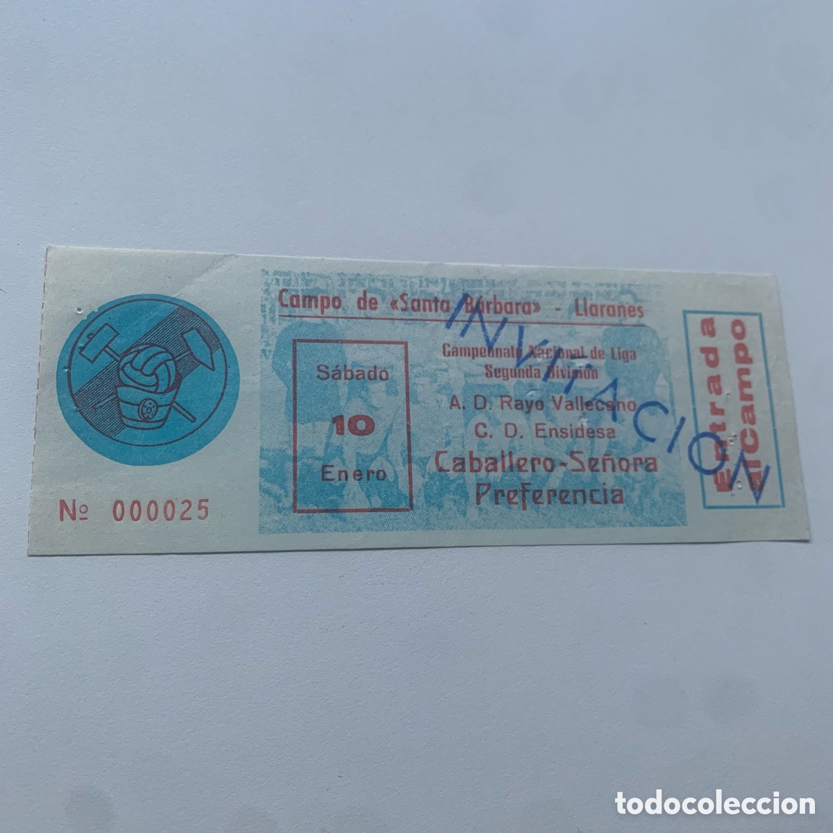 Collezionismo sportivo: ENTRADA DEL PARTIDO A.D. RAYO VALLECANO C.D. ENSIDESA CAMPO SANTA BARBARA LLARANES 10 ENERO 1976