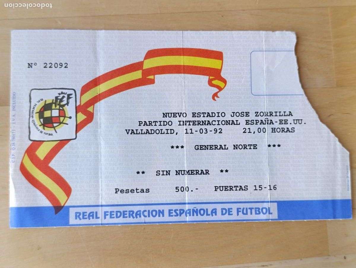 Coleccionismo deportivo: Entrada partido selecci&oacute;n espa&ntilde;ola Espa&ntilde;a/EEUU JOS&Eacute; ZORRILLA 11/03/92