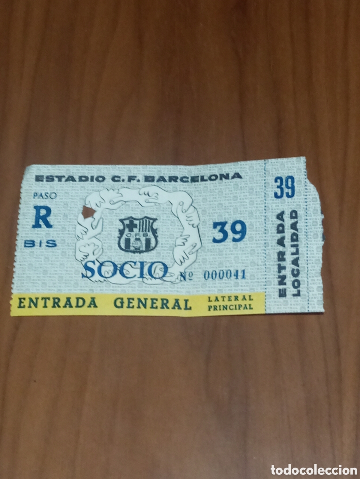Collezionismo sportivo: ENTRADA FC BARCELONA A&Ntilde;OS 50