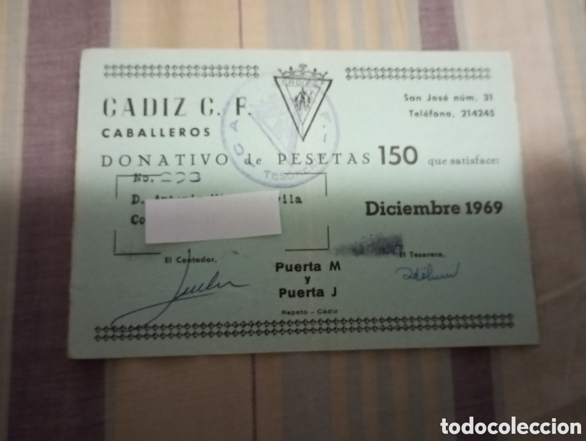 Collezionismo sportivo: C&aacute;diz c.f. donativo entrada 1969