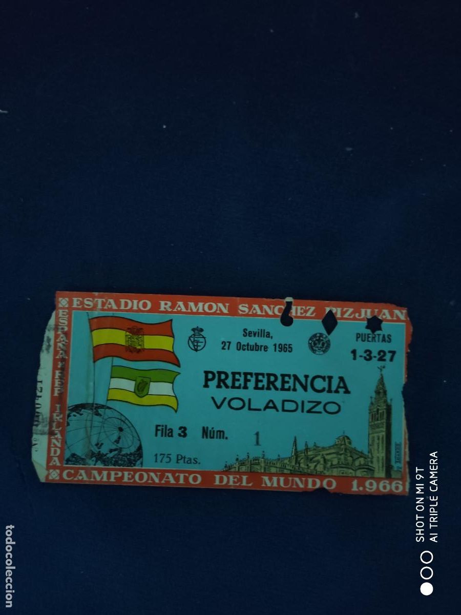 Coleccionismo deportivo: entrada espa&ntilde;a irlanda campeonato del mundo 1966 sevilla 1965