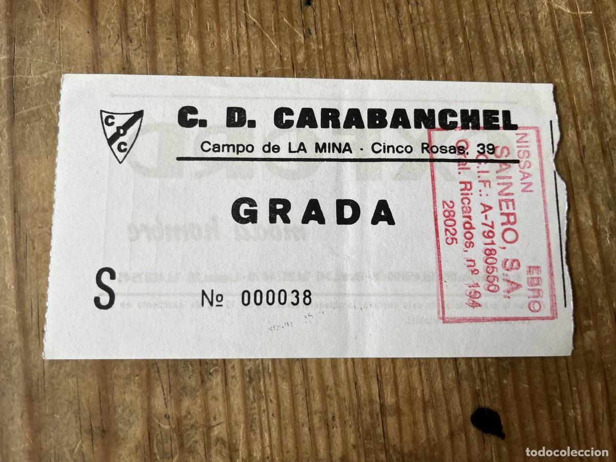 Coleccionismo deportivo: R31584 ENTRADA TICKET FUTBOL MADRID C.D. CARABANCHEL CAMPO DE LA MINA